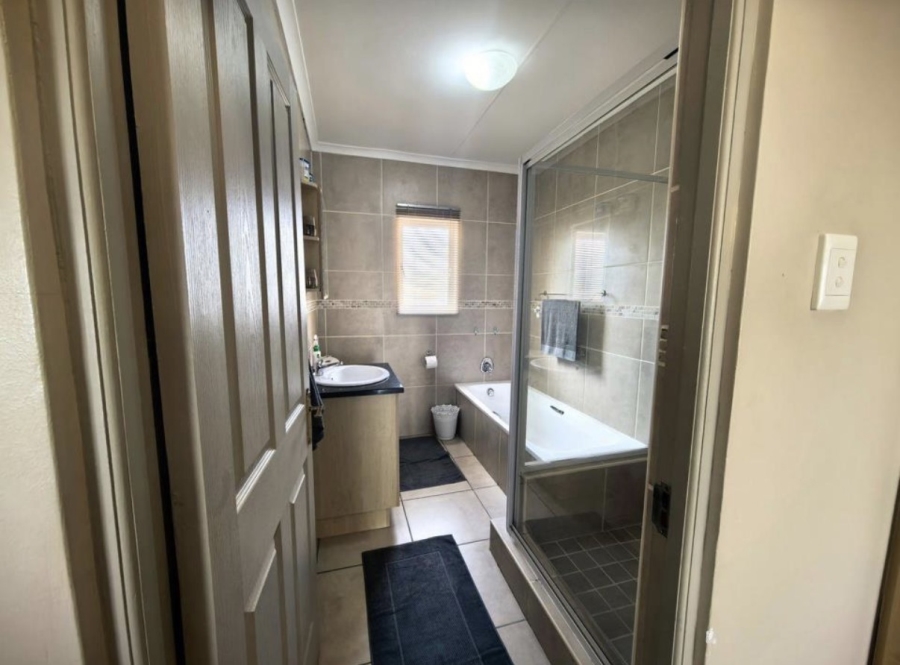 2 Bedroom Property for Sale in Marina Martinique Eastern Cape